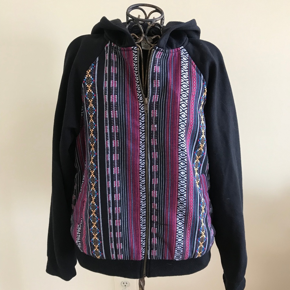Trillum Women's Zip Up Rasta Print Sweatshirt